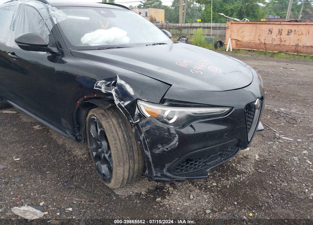 2023 ALFA ROMEO STELVIO ESTREMA AWD VIN: ZASPAKBN8P7D58312