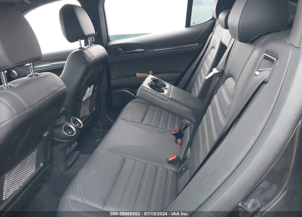 2023 ALFA ROMEO STELVIO ESTREMA AWD VIN: ZASPAKBN8P7D58312