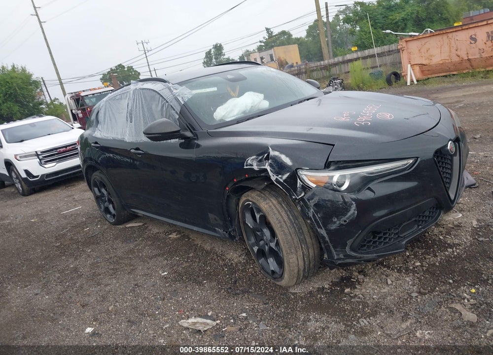 2023 ALFA ROMEO STELVIO ESTREMA AWD VIN: ZASPAKBN8P7D58312