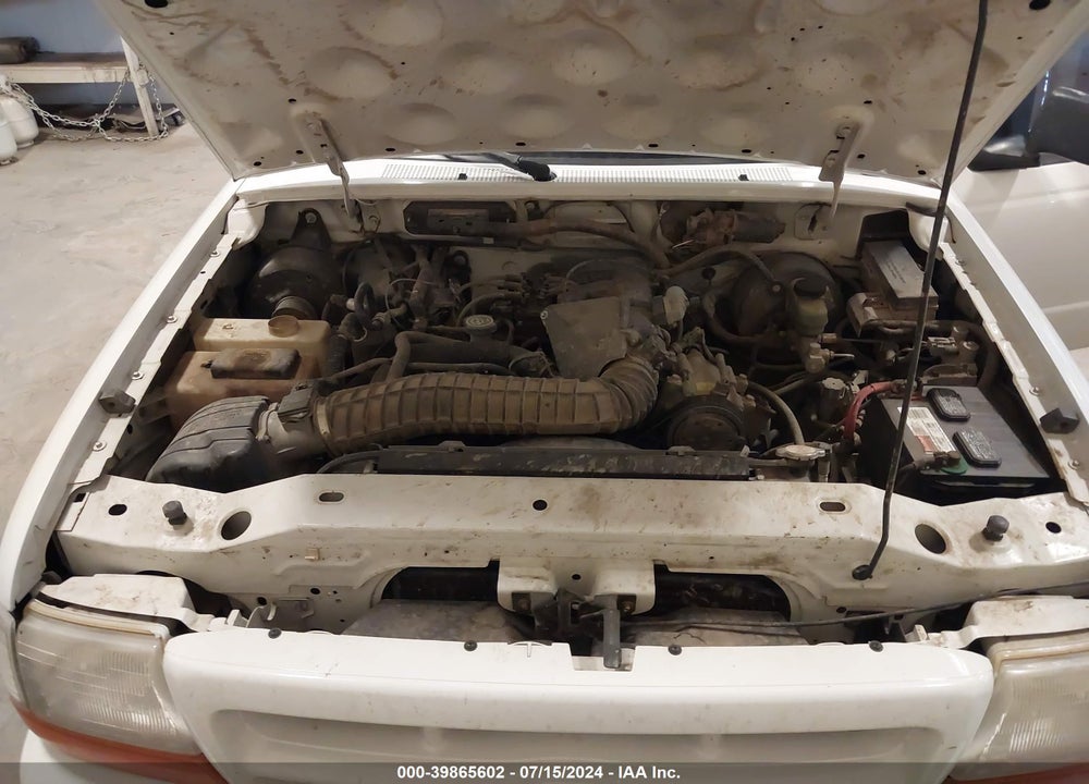 2000 FORD RANGER XLT VIN: 1FTYR10X0YPB06382