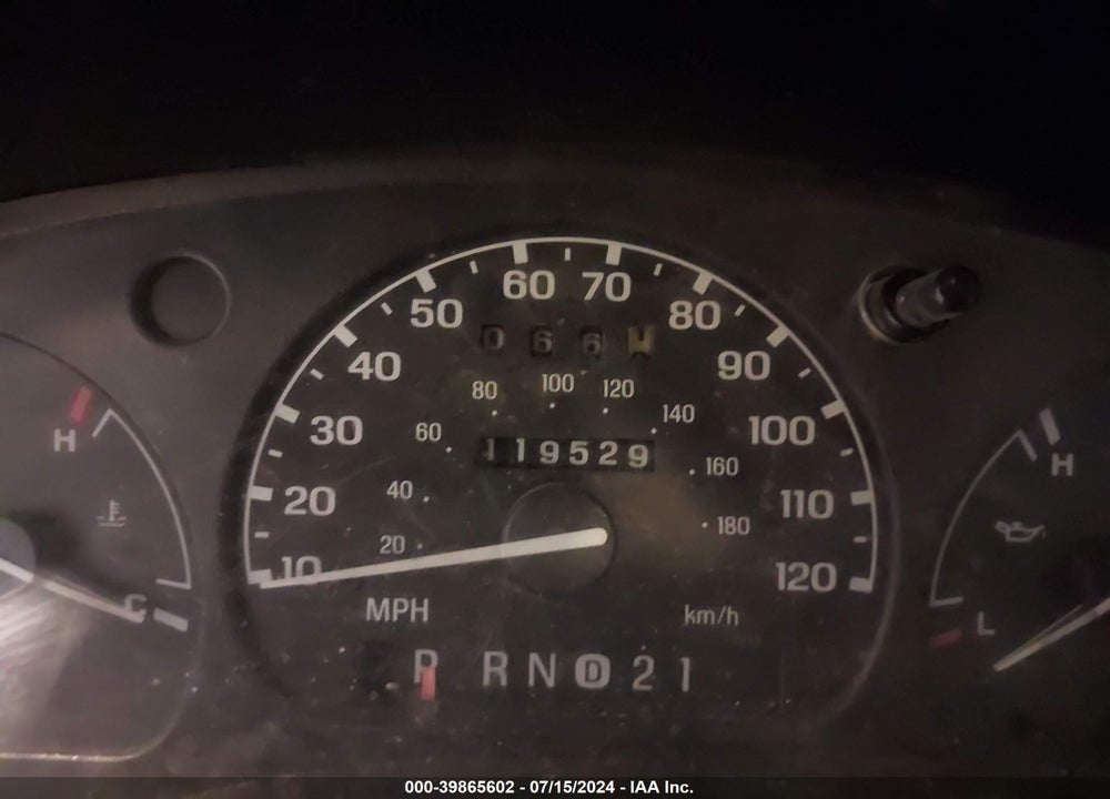 2000 FORD RANGER XLT VIN: 1FTYR10X0YPB06382