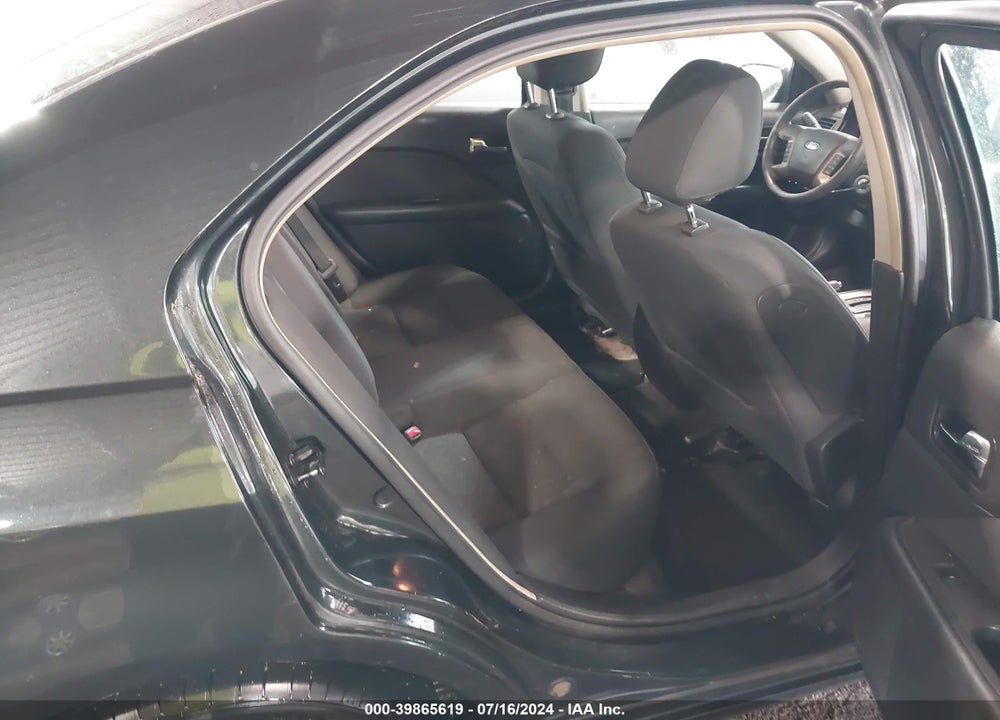 2010 FORD FUSION SE VIN: 3FAHP0HA7AR389707