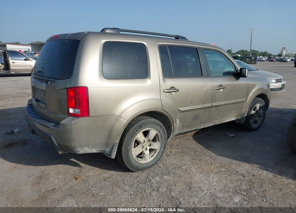 2011 HONDA PILOT EX-L VIN: 5FNYF3H53BB009735