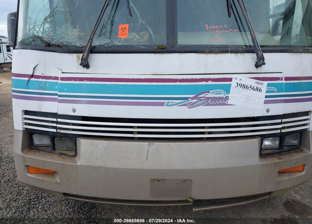 1998 CHEVROLET P30 VIN: 1GBLP37J6V3318191