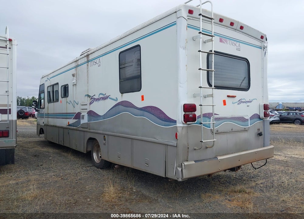 1998 CHEVROLET P30 VIN: 1GBLP37J6V3318191