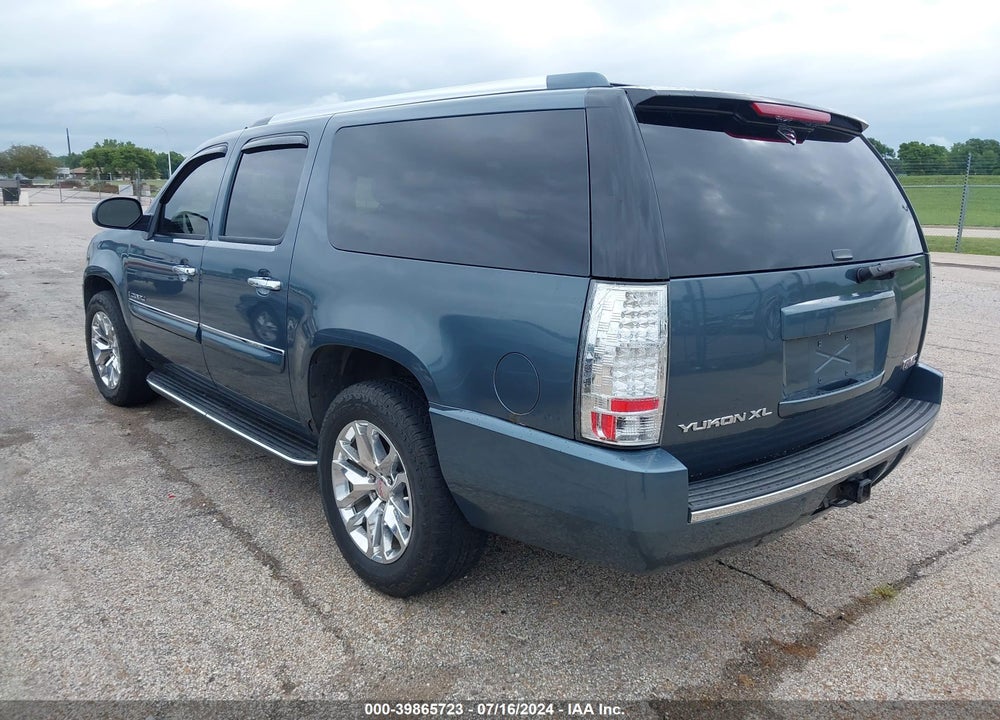 2007 GMC YUKON XL 1500 DENALI VIN: 1GKFK66837J367259
