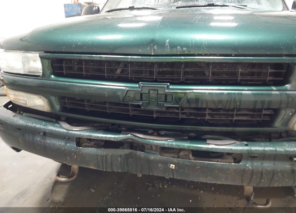 2002 CHEVROLET SUBURBAN 1500 Z71 VIN: 3GNFK16Z62G363067