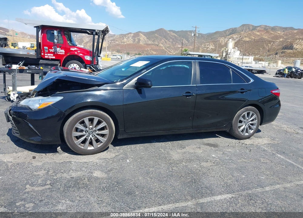 2016 TOYOTA CAMRY XLE VIN: 4T4BF1FK3GR561982