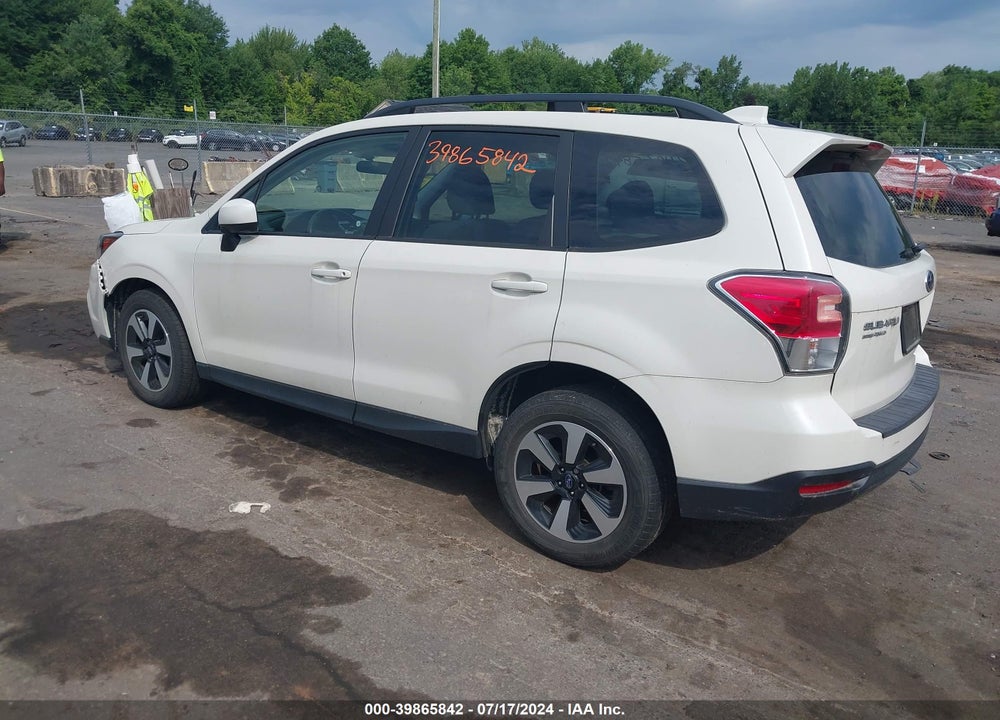 2018 SUBARU FORESTER 2.5I PREMIUM VIN: JF2SJAGC9JH471290