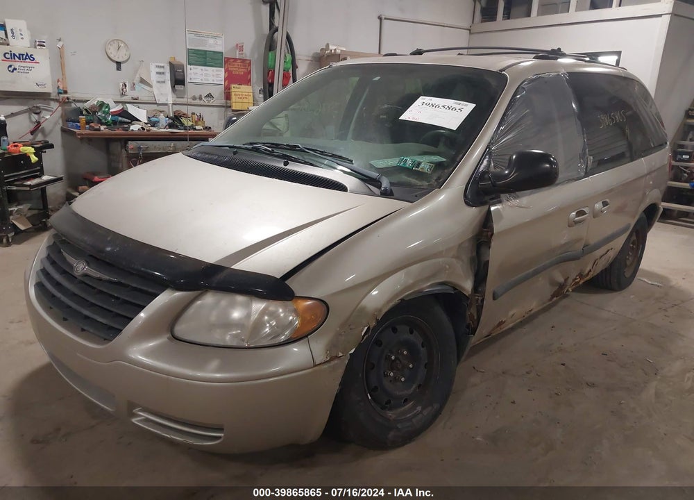 2005 CHRYSLER TOWN & COUNTRY VIN: 1C4GP45RX5B112728