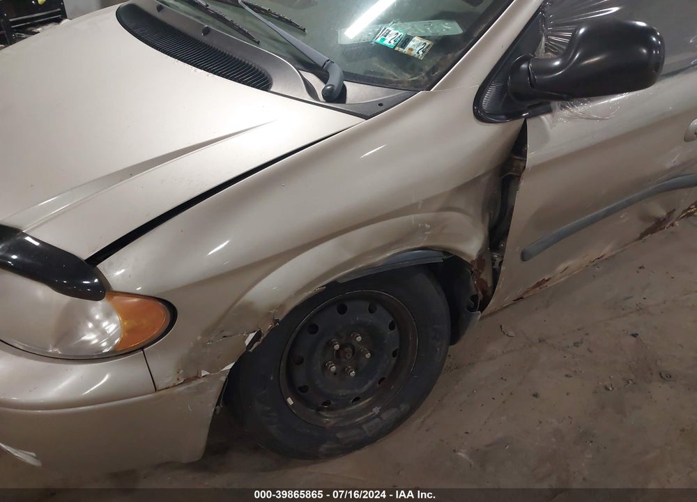 2005 CHRYSLER TOWN & COUNTRY VIN: 1C4GP45RX5B112728