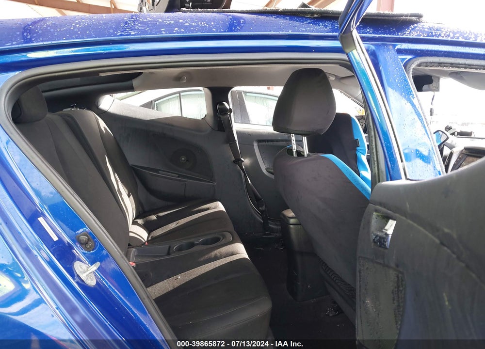2013 HYUNDAI VELOSTER VIN: KMHTC6AD6DU153369