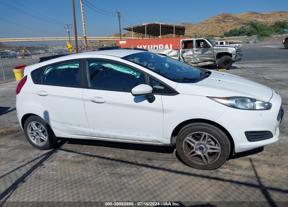 2018 FORD FIESTA SE VIN: 3FADP4EJ1JM118813