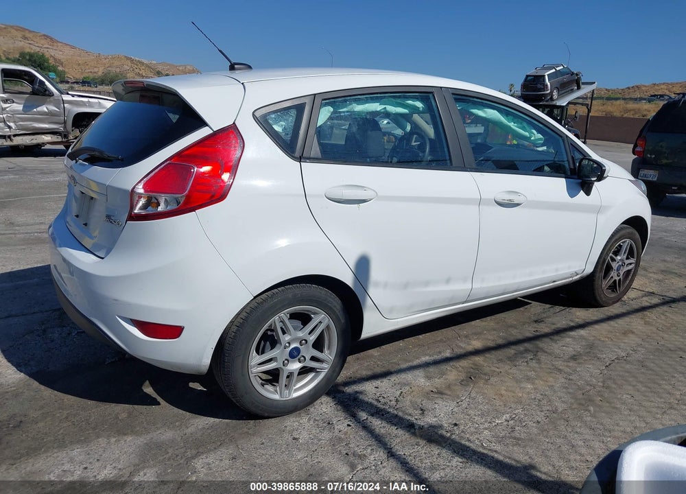 2018 FORD FIESTA SE VIN: 3FADP4EJ1JM118813