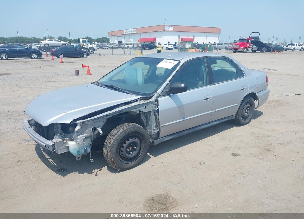2002 HONDA ACCORD 2.3 VP VIN: 1HGCF86672A002543
