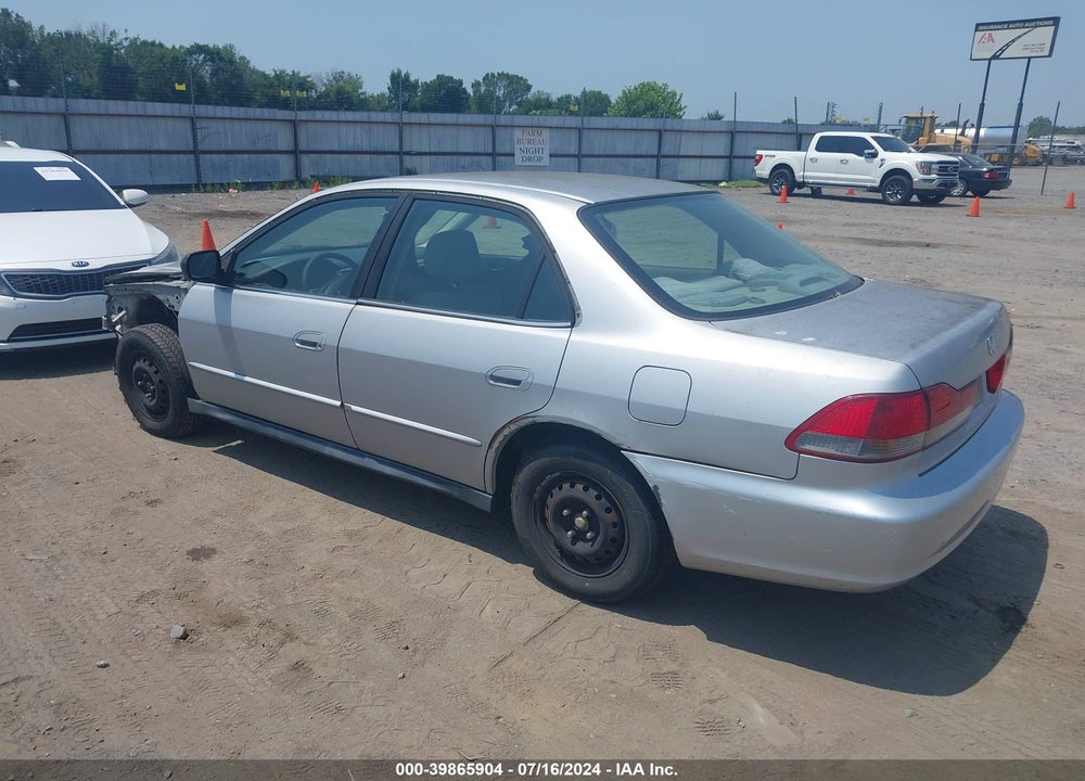 2002 HONDA ACCORD 2.3 VP VIN: 1HGCF86672A002543