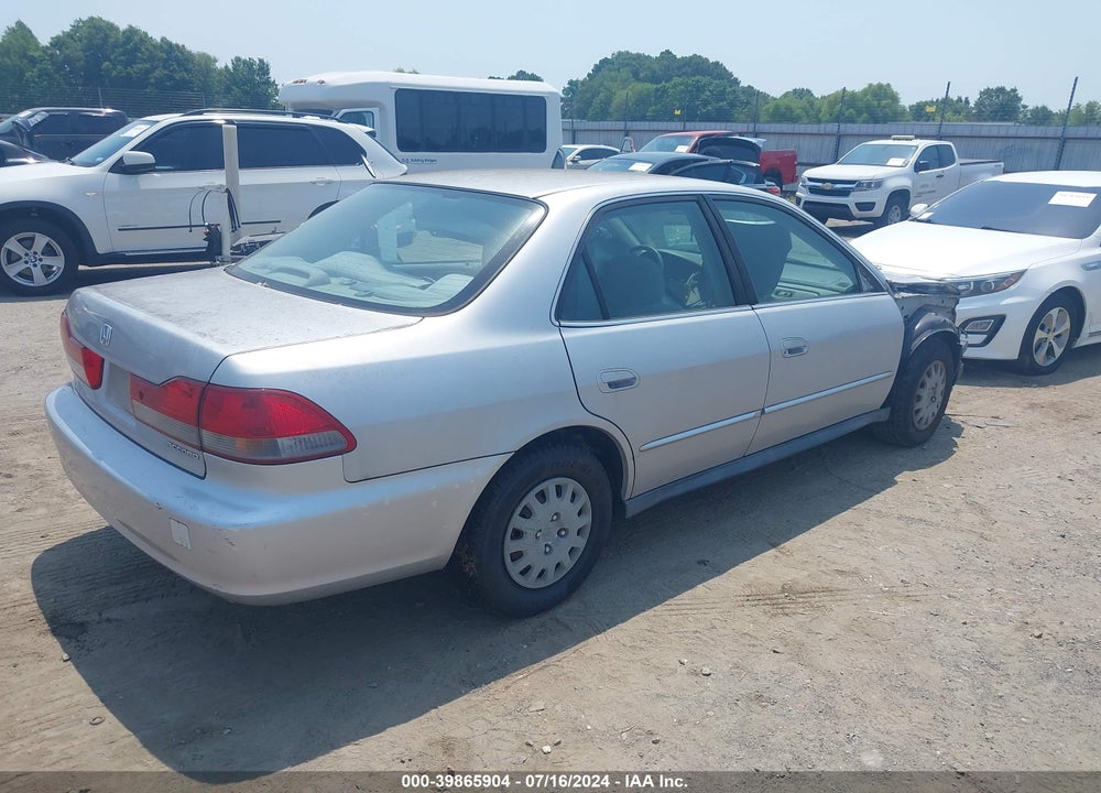 2002 HONDA ACCORD 2.3 VP VIN: 1HGCF86672A002543