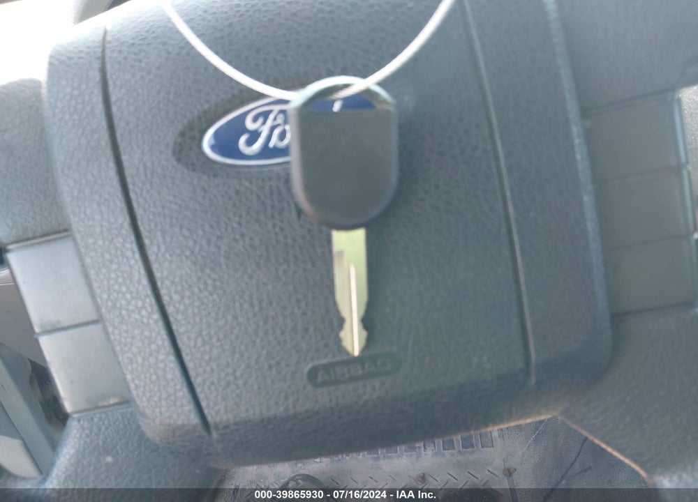 2005 FORD F-150 STX/XL/XLT VIN: 1FTRX12W25FA04937
