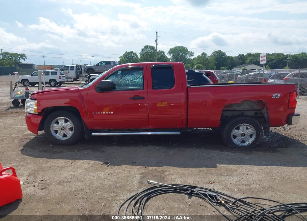 2010 CHEVROLET SILVERADO 1500 LT VIN: 1GCSKSE39AZ278779