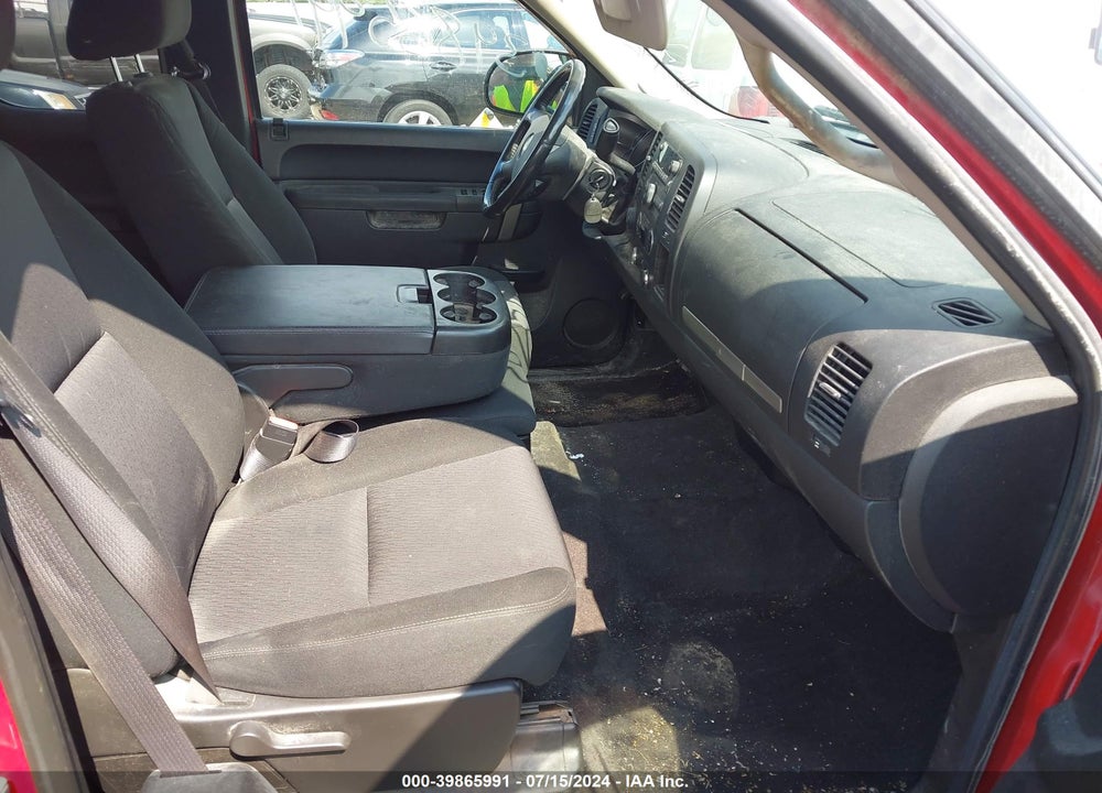 2010 CHEVROLET SILVERADO 1500 LT VIN: 1GCSKSE39AZ278779