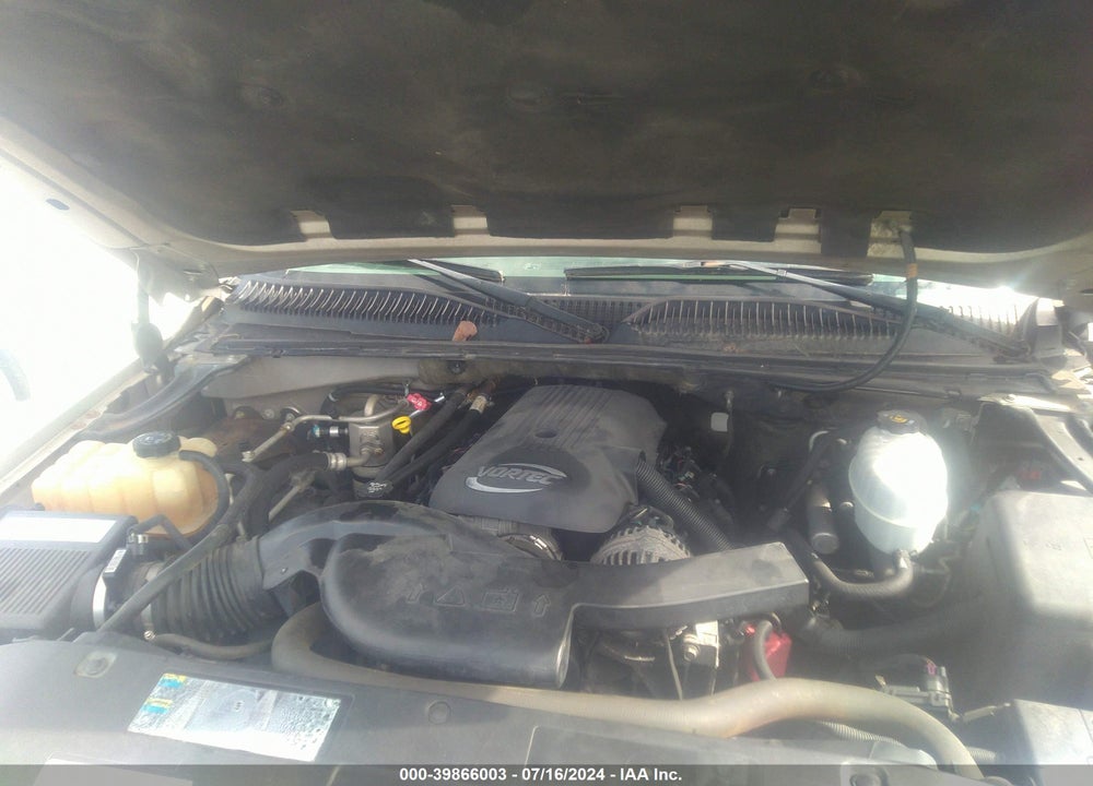 2006 CHEVROLET TAHOE LS VIN: 1GNEC13V76R112395