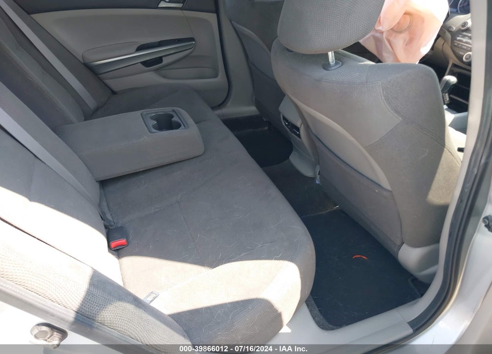 2010 HONDA ACCORD EX VIN: 1HGCP2F70AA004880