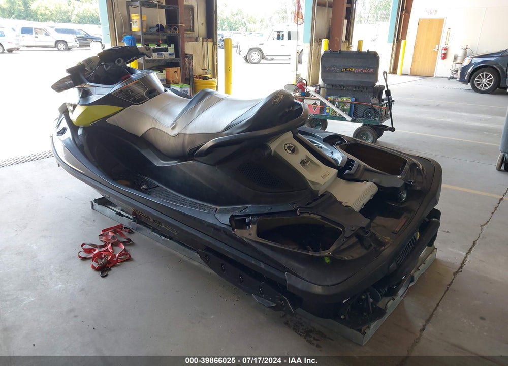2012 SEADOO --- VIN: YDV10710F212