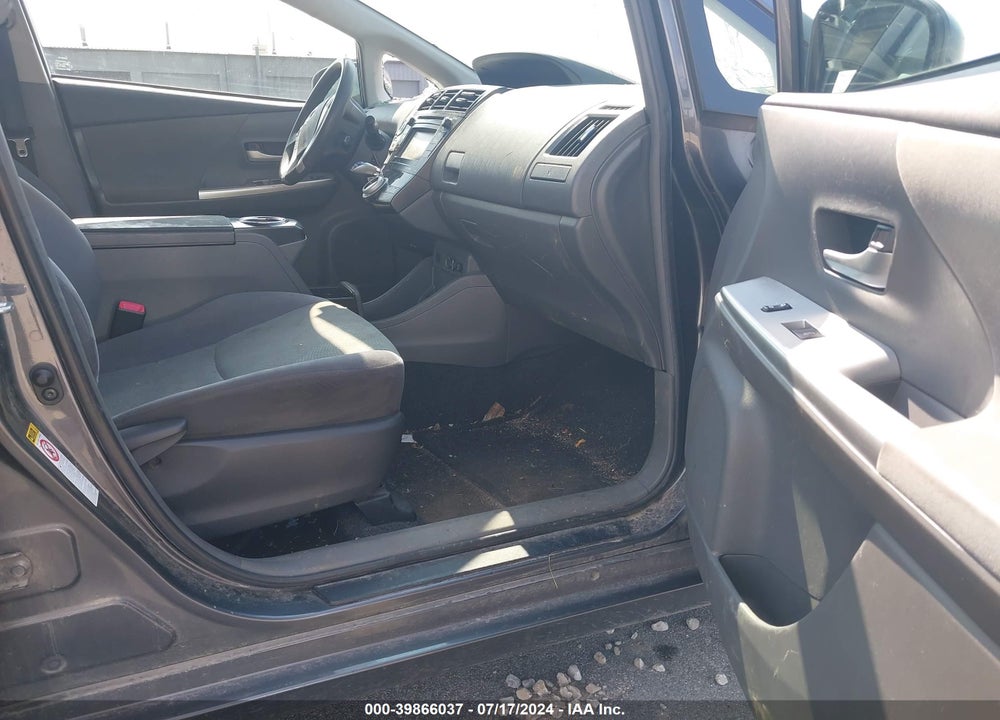 2013 TOYOTA PRIUS V THREE VIN: JTDZN3EU0D3236903