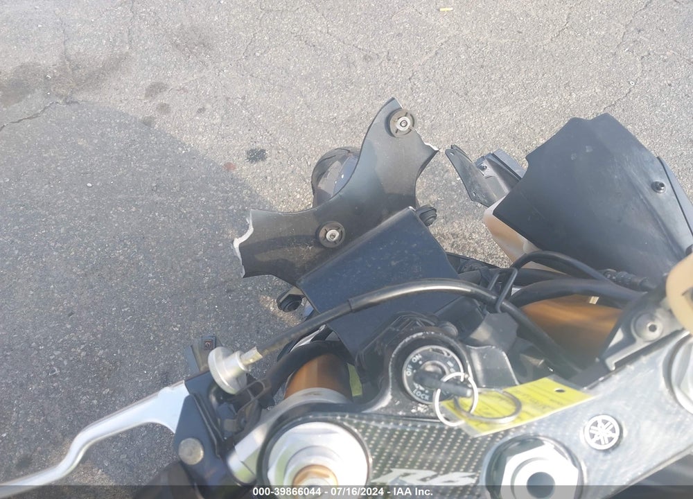 2007 YAMAHA YZFR6 L VIN: JYARJ12E07A020722