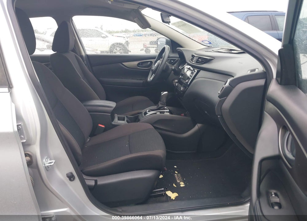 2017 NISSAN ROGUE SPORT S VIN: JN1BJ1CP4HW019859