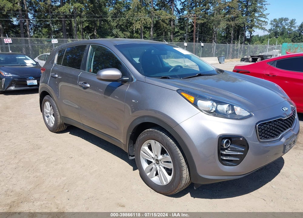 2018 KIA SPORTAGE LX VIN: KNDPMCAC0J7382455