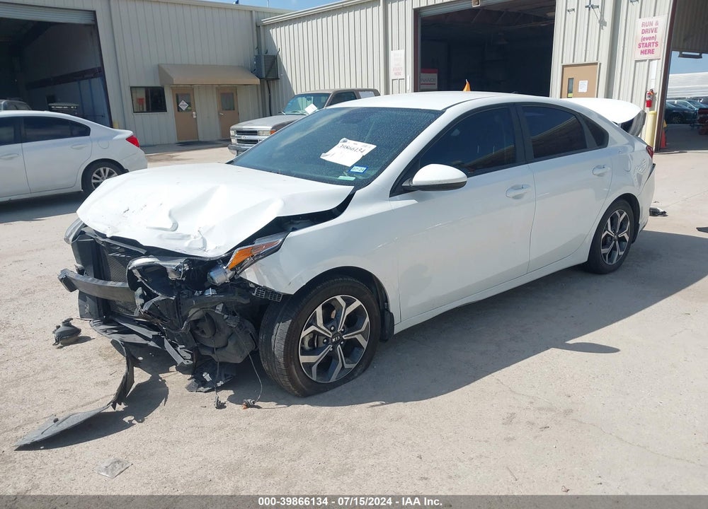 2021 KIA FORTE LXS VIN: 3KPF24AD8ME290868