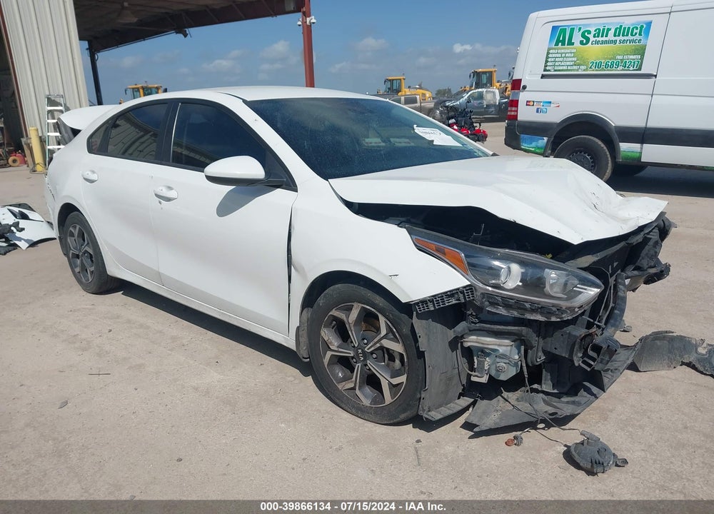2021 KIA FORTE LXS VIN: 3KPF24AD8ME290868