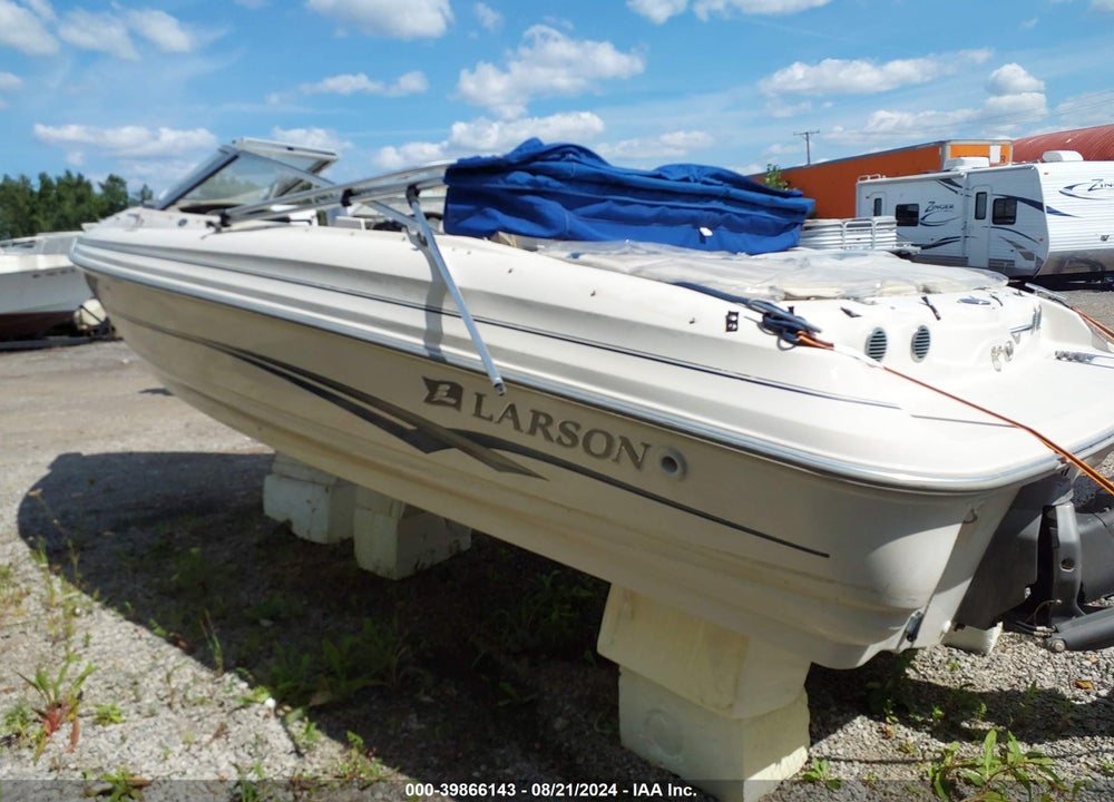 2001 LARSON OTHER VIN: LAR62993L001