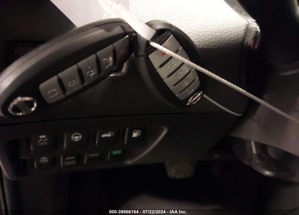 2019 NISSAN ROGUE SV VIN: JN8AT2MV6KW402381