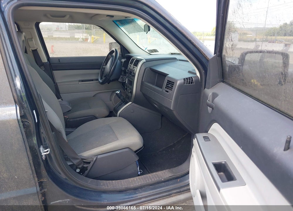 2007 JEEP PATRIOT SPORT VIN: 1J8FT28W77D400347