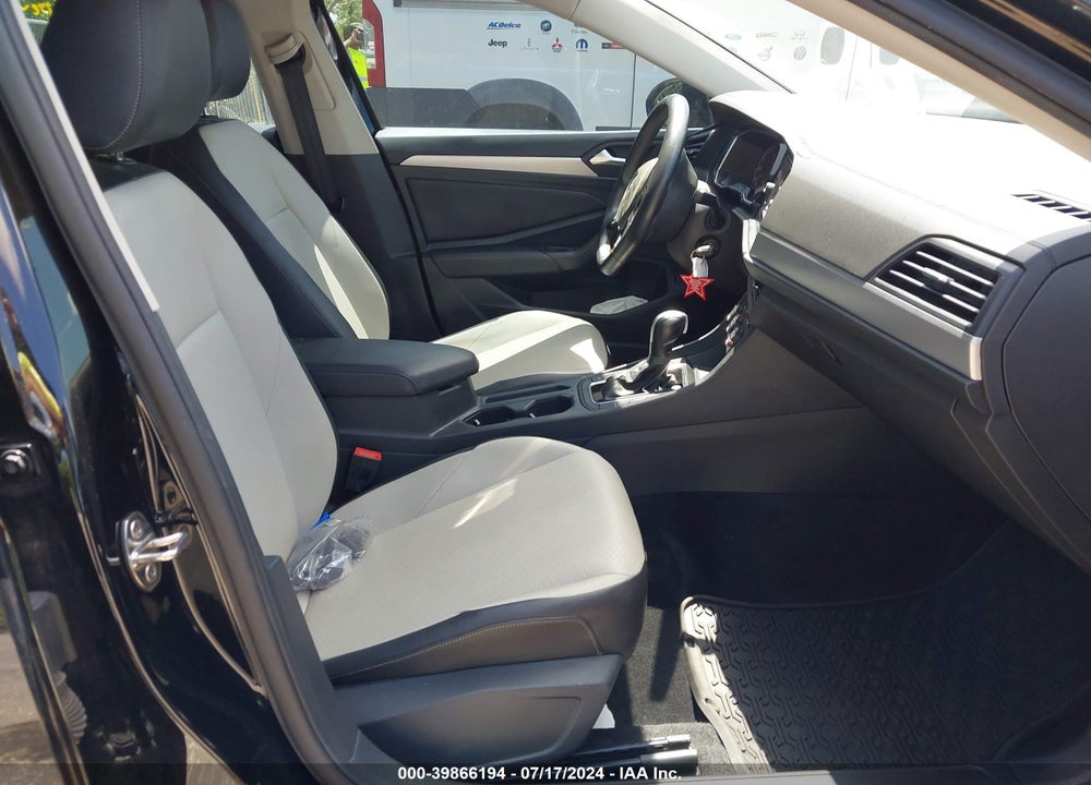 2019 VOLKSWAGEN JETTA 1.4T R-LINE/1.4T S/1.4T SE VIN: 3VWC57BU1KM149649