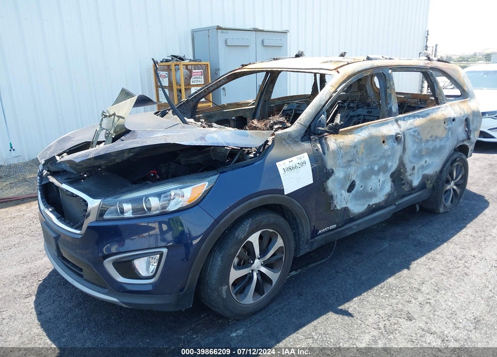 2016 KIA SORENTO 3.3L EX VIN: 5XYPHDA50GG165169
