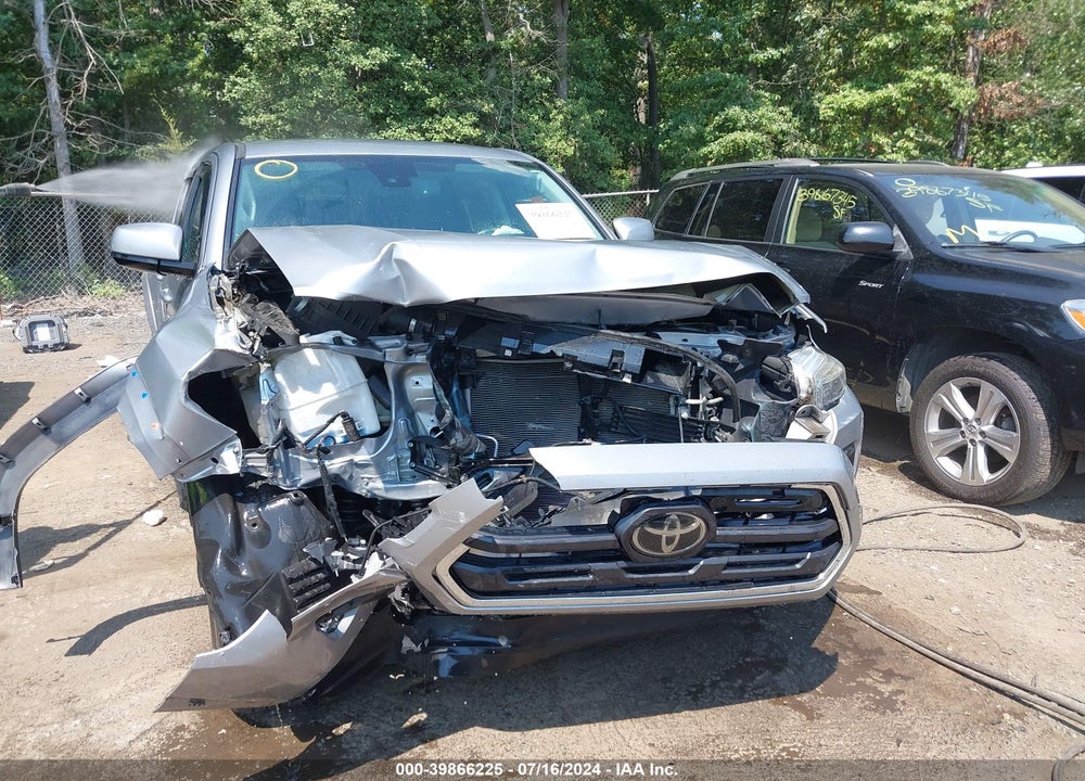 2019 TOYOTA TACOMA SR5 V6 VIN: 3TMDZ5BN1KM068062