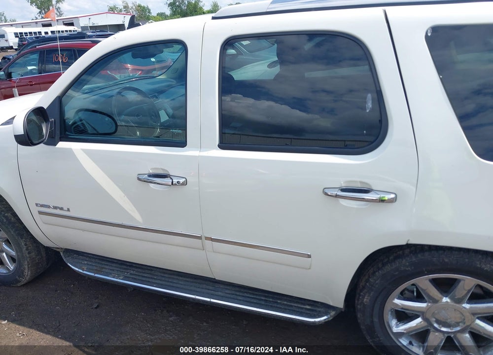 2013 GMC YUKON DENALI VIN: 1GKS2EEF3DR222244