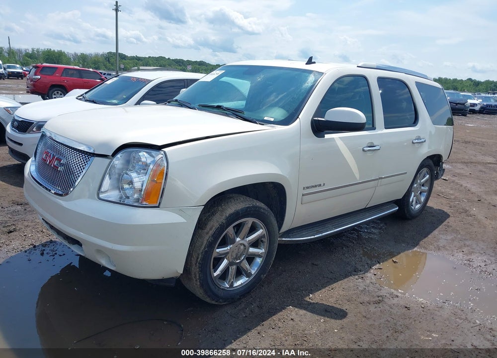 2013 GMC YUKON DENALI VIN: 1GKS2EEF3DR222244