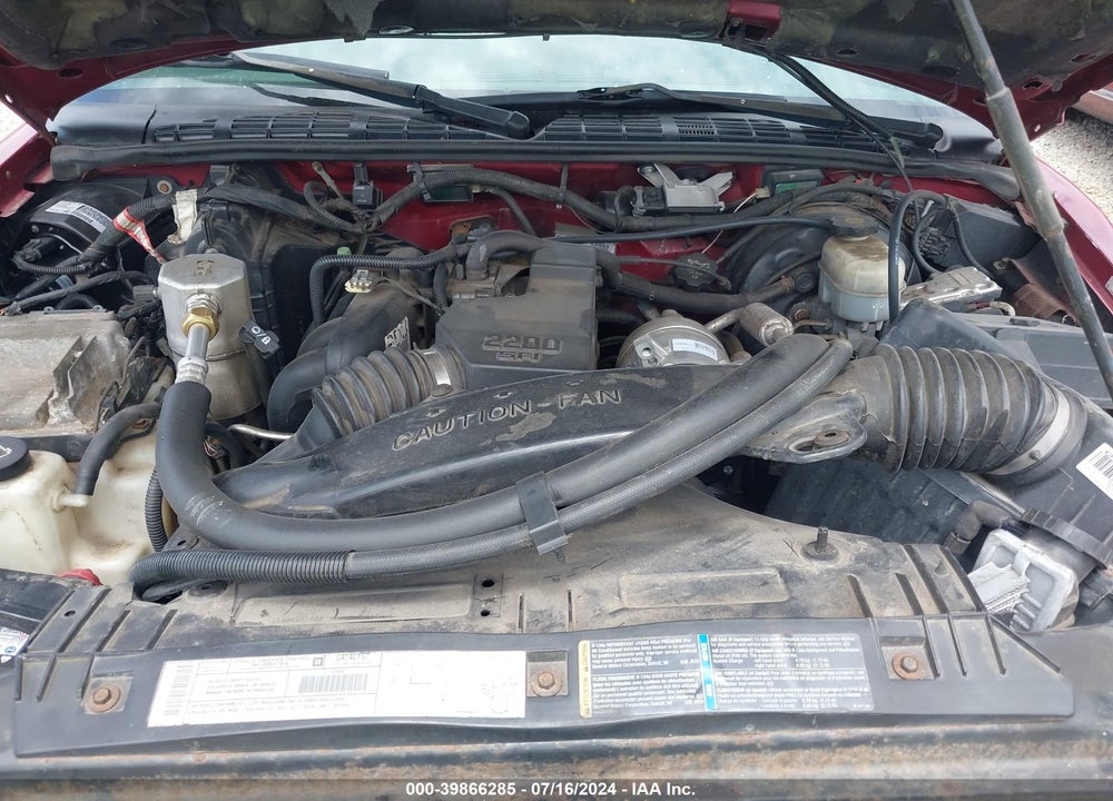 2003 CHEVROLET S-10 LS VIN: 1GCCS19H238257964