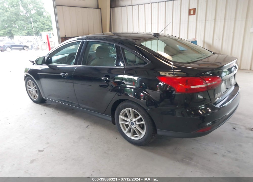 2017 FORD FOCUS SE VIN: 1FADP3F28HL231235