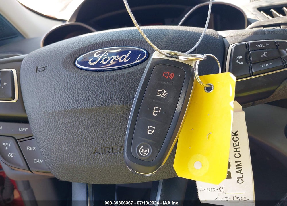2019 FORD ESCAPE SEL VIN: 1FMCU9HD9KUA97316