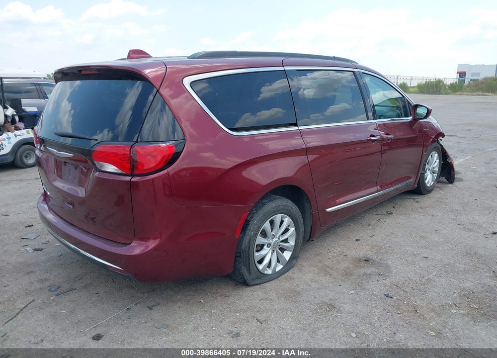 2017 CHRYSLER PACIFICA TOURING L VIN: 2C4RC1BG5HR544056