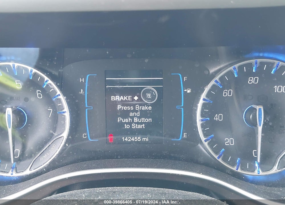 2017 CHRYSLER PACIFICA TOURING L VIN: 2C4RC1BG5HR544056