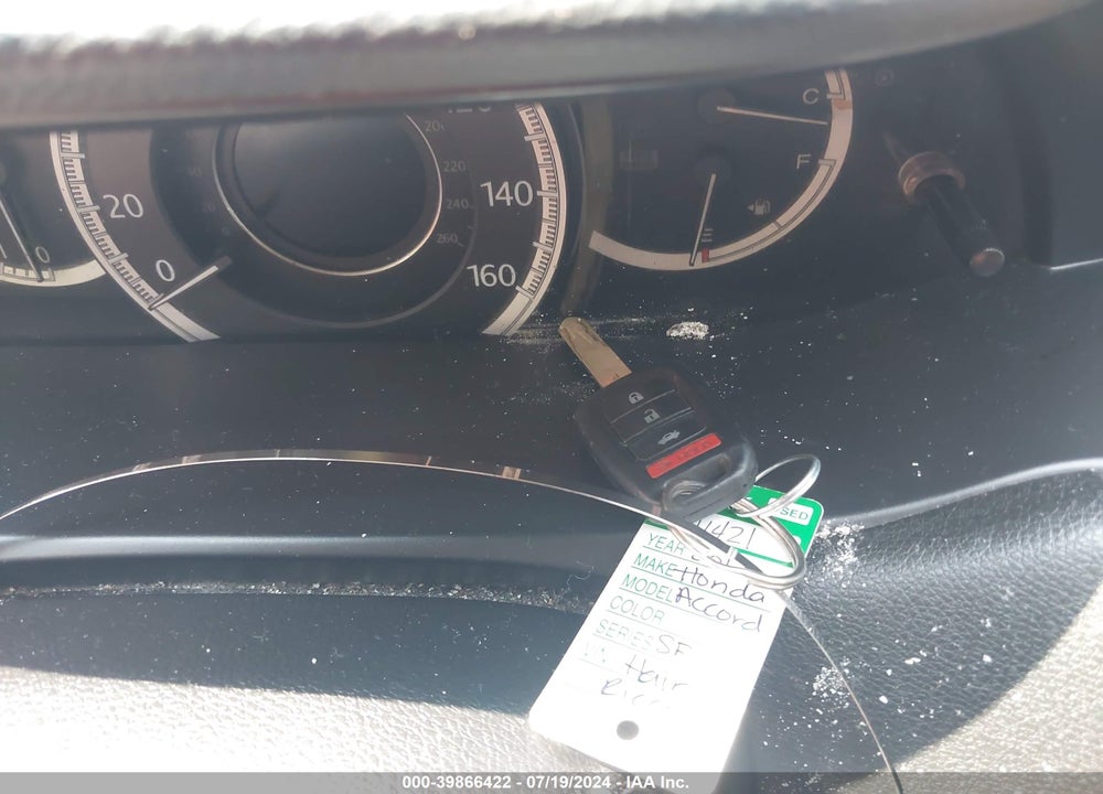 2013 HONDA ACCORD LX VIN: 1HGCR2F36DA043128