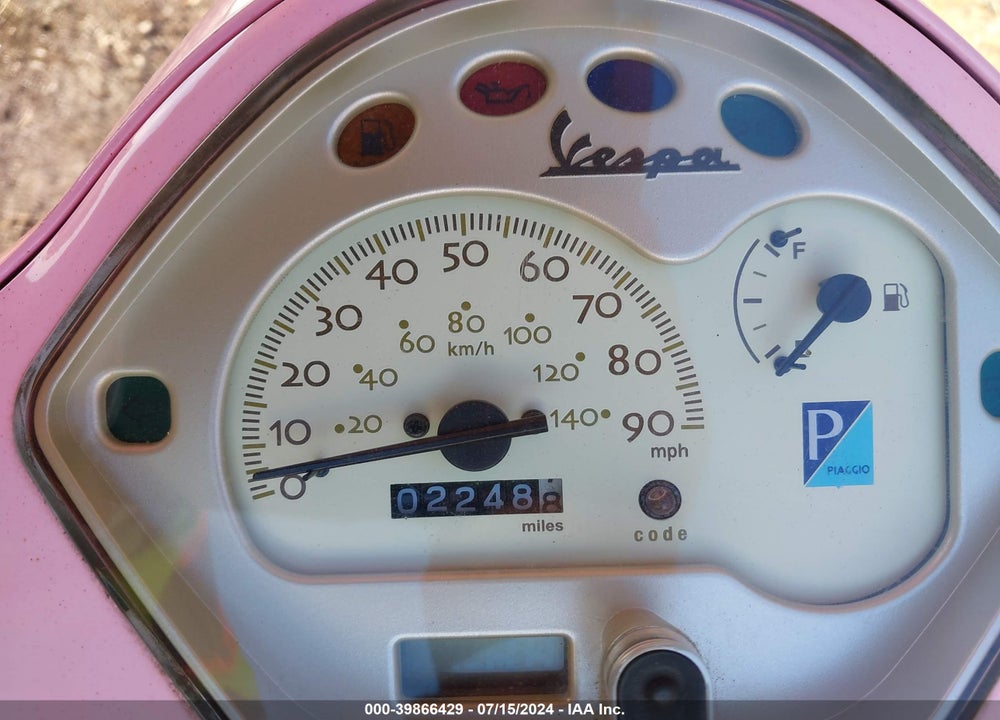 2010 VESPA LX 150 VIN: ZAPM448F7A5018827