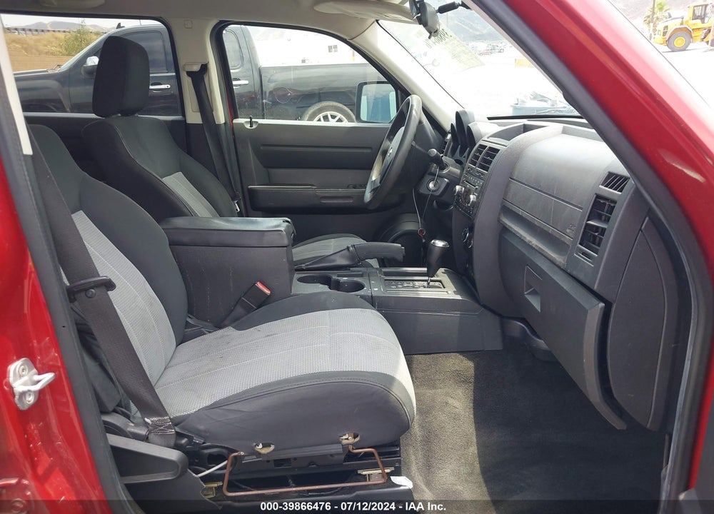 2007 DODGE NITRO SXT VIN: 1D8GT28K27W533841