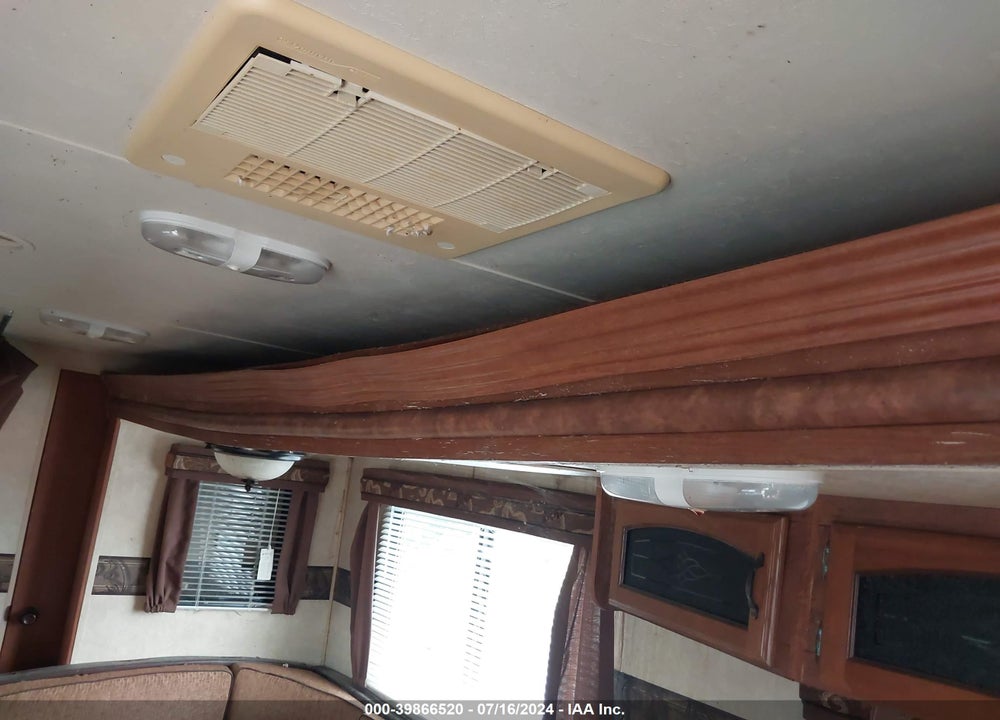 2012 FOREST RIVER SALEM 26TBUD VIN: 4X4TSMB26CA305427